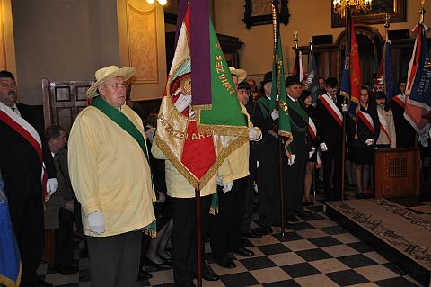 Msza żałobna w klasztorze oo. Bernardynów w Alwerni Msza żałobna w klasztorze oo. Bernardynów w Alwerni