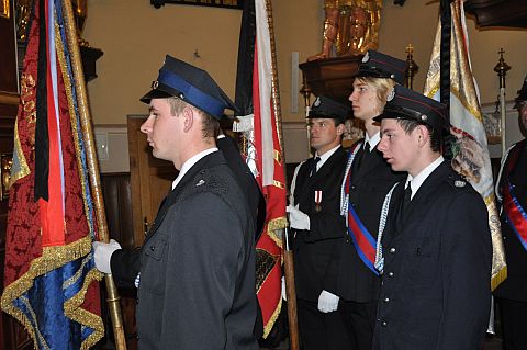 Msza żałobna w klasztorze oo. Bernardynów w Alwerni Msza żałobna w klasztorze oo. Bernardynów w Alwerni