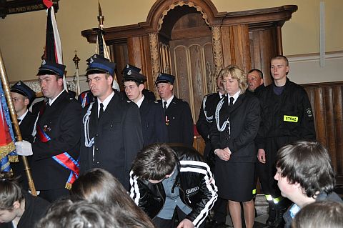 Msza żałobna w klasztorze oo. Bernardynów w Alwerni Msza żałobna w klasztorze oo. Bernardynów w Alwerni