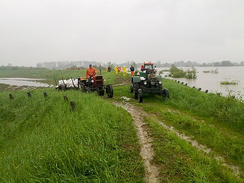 Akcja przeciwpowodziowa w gminie Alwernia