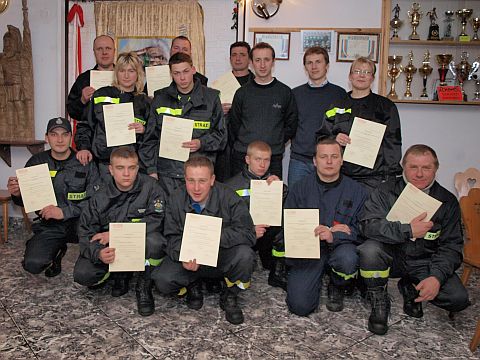 Zakoczenie kursu Kwalifikowanej Pierwszej Pomocy w remizie OSP Grojec