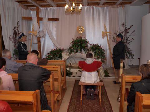 Warta przy Grobie Paskim