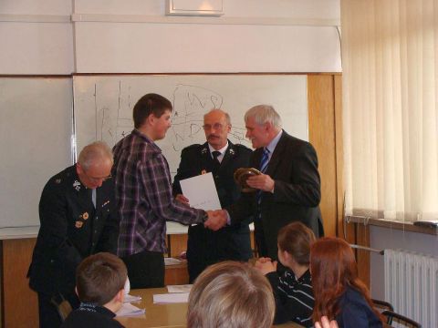 Gminny Turniej Wiedzy Pożarniczej Gminny Turniej Wiedzy Pożarniczej