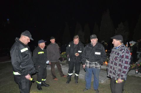 Patrol na cmentarzu Patrol na cmentarzu