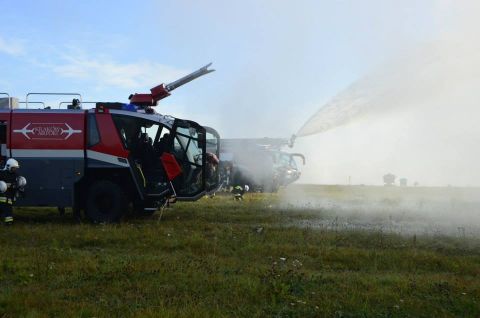wiczenia  na wypadek katastrofy lotniczej