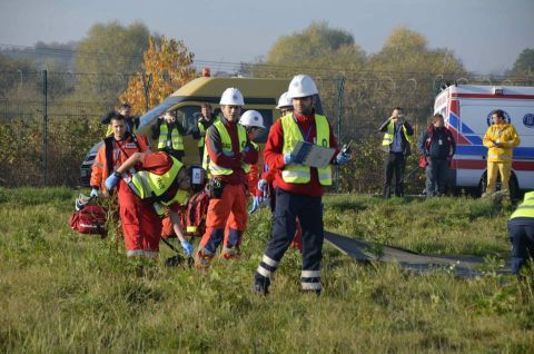 wiczenia  na wypadek katastrofy lotniczej