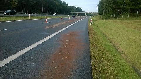 A4 - Plama oleju na odcinku 2 km