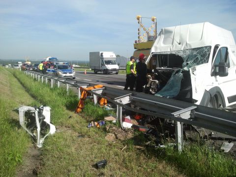 Wypadek na A4 z udziaem cysterny