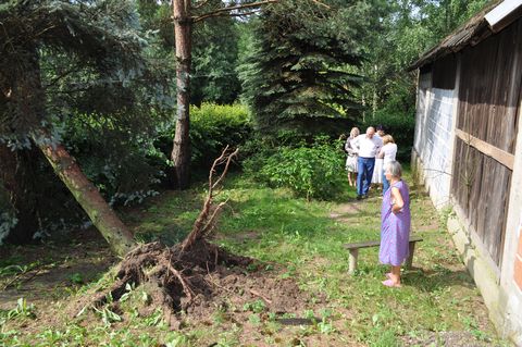 Usuwanie skutków porannej nawałnicy Usuwanie skutków porannej nawałnicy